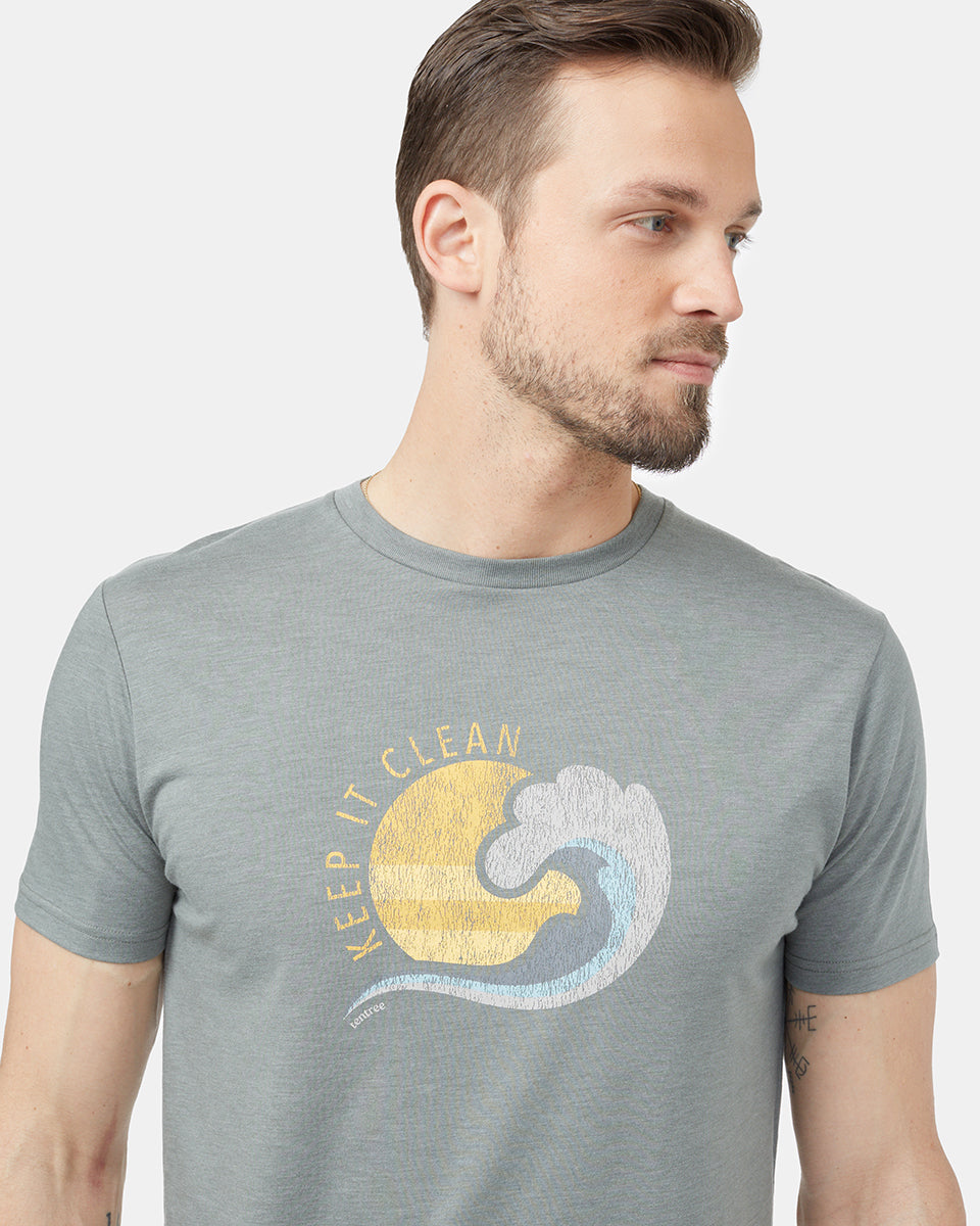 Green Men's Crew Neck Graphic Tee