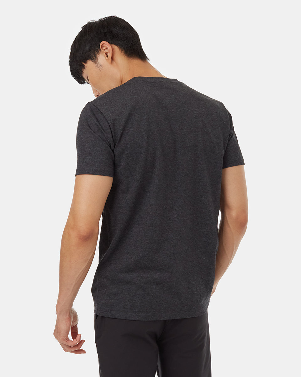 Black Sasquatch Graphic Tee_mens