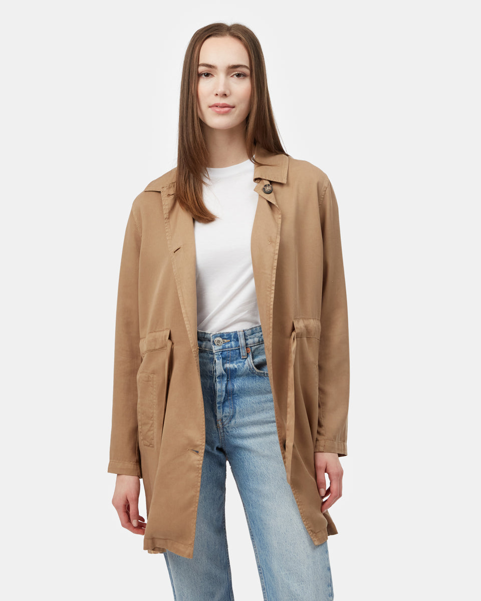 Beige Women's Longsleeve Collared Jacket