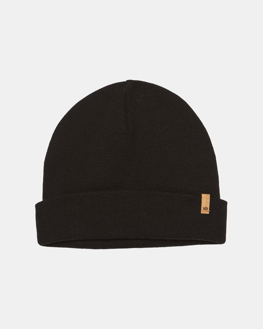 Black-wool-sustainable-beanie