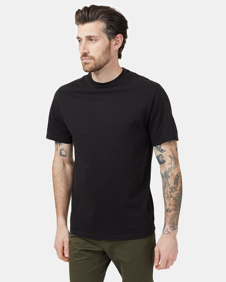 Black Men's Short Sleeve Basic Tee