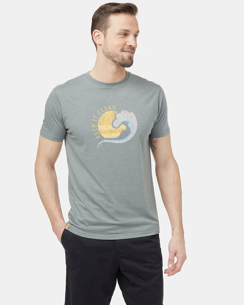 Green Men's Crew Neck Graphic Tee