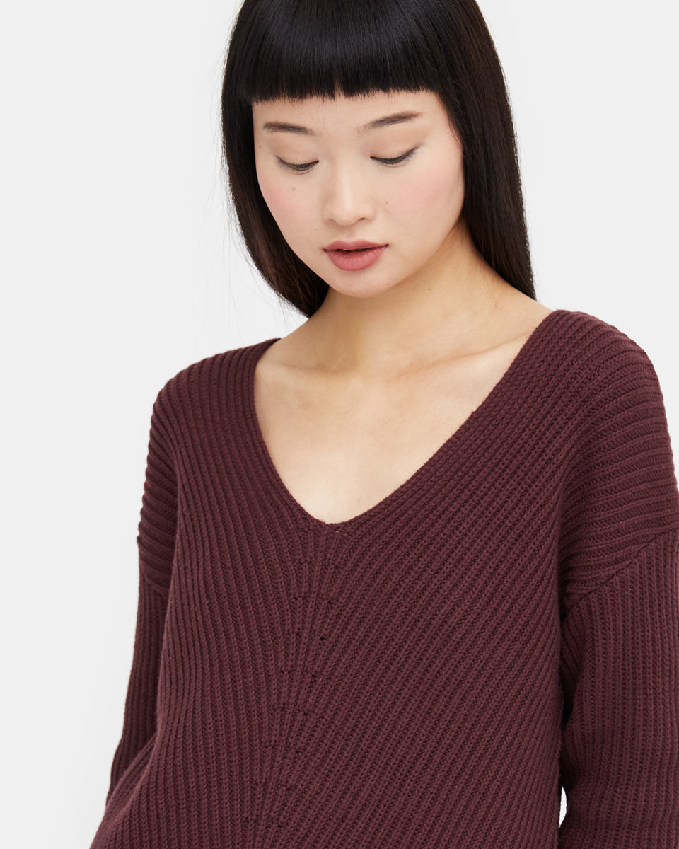 Red Women's Organic Cotton V-Neck Jumper