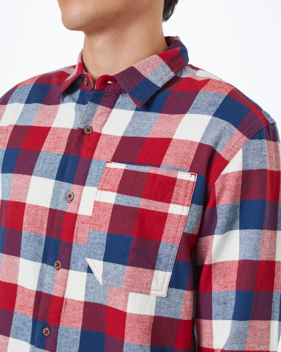 Blue Men's Plaid Flannel Button-Up Shirt