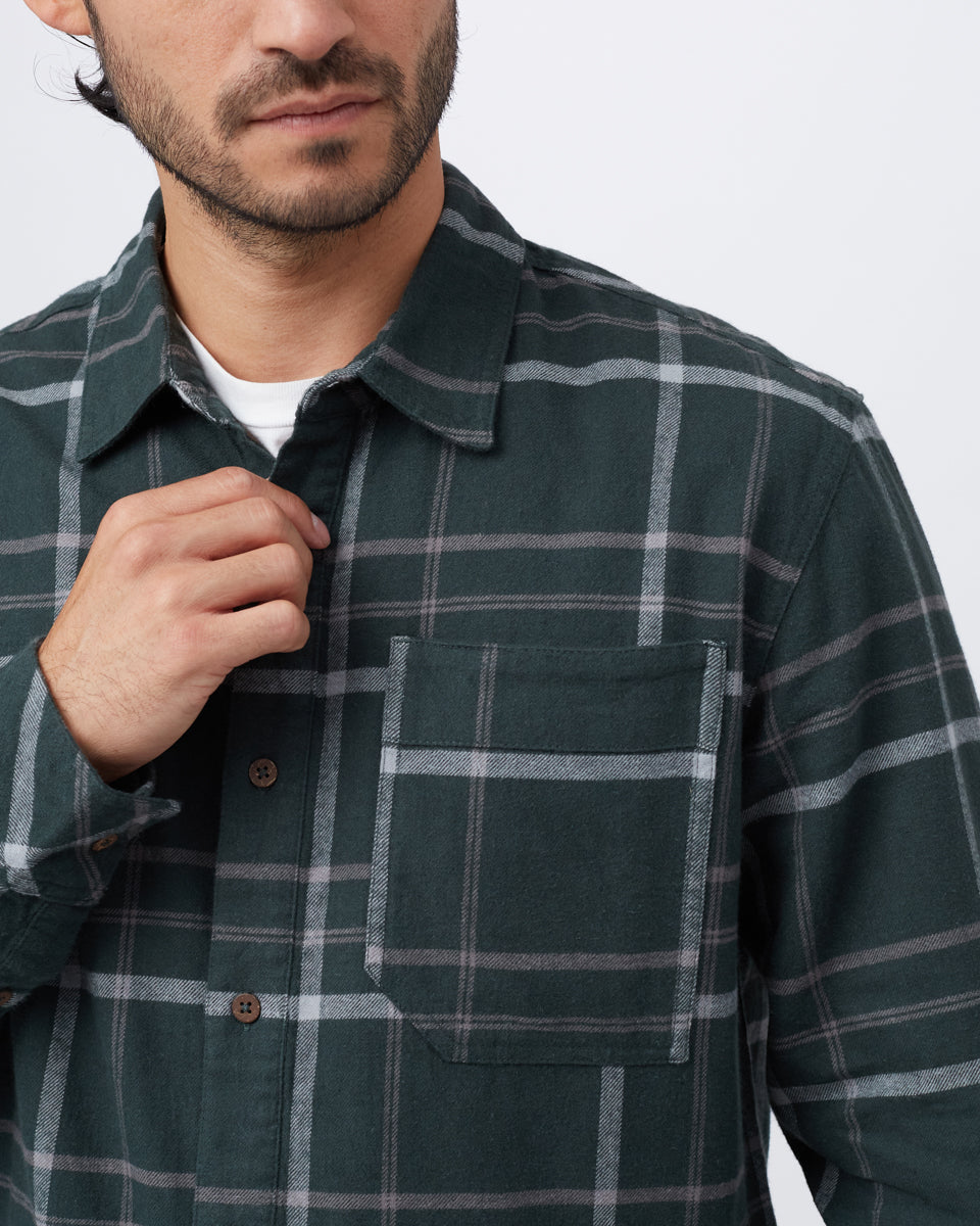 Green Men's Plaid Flannel Button-Up Shirt