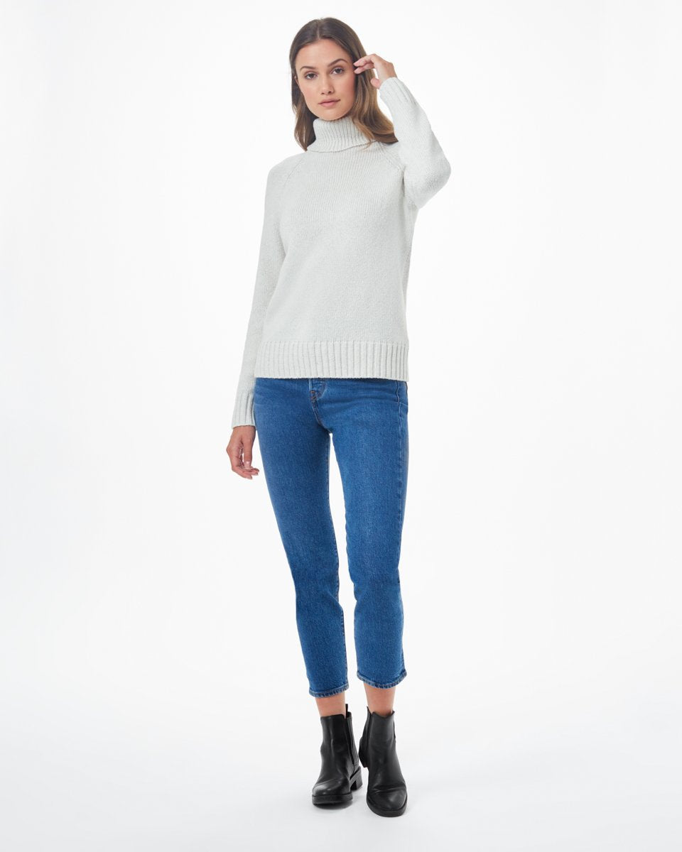 White Women's Ribbed Wool Turtleneck