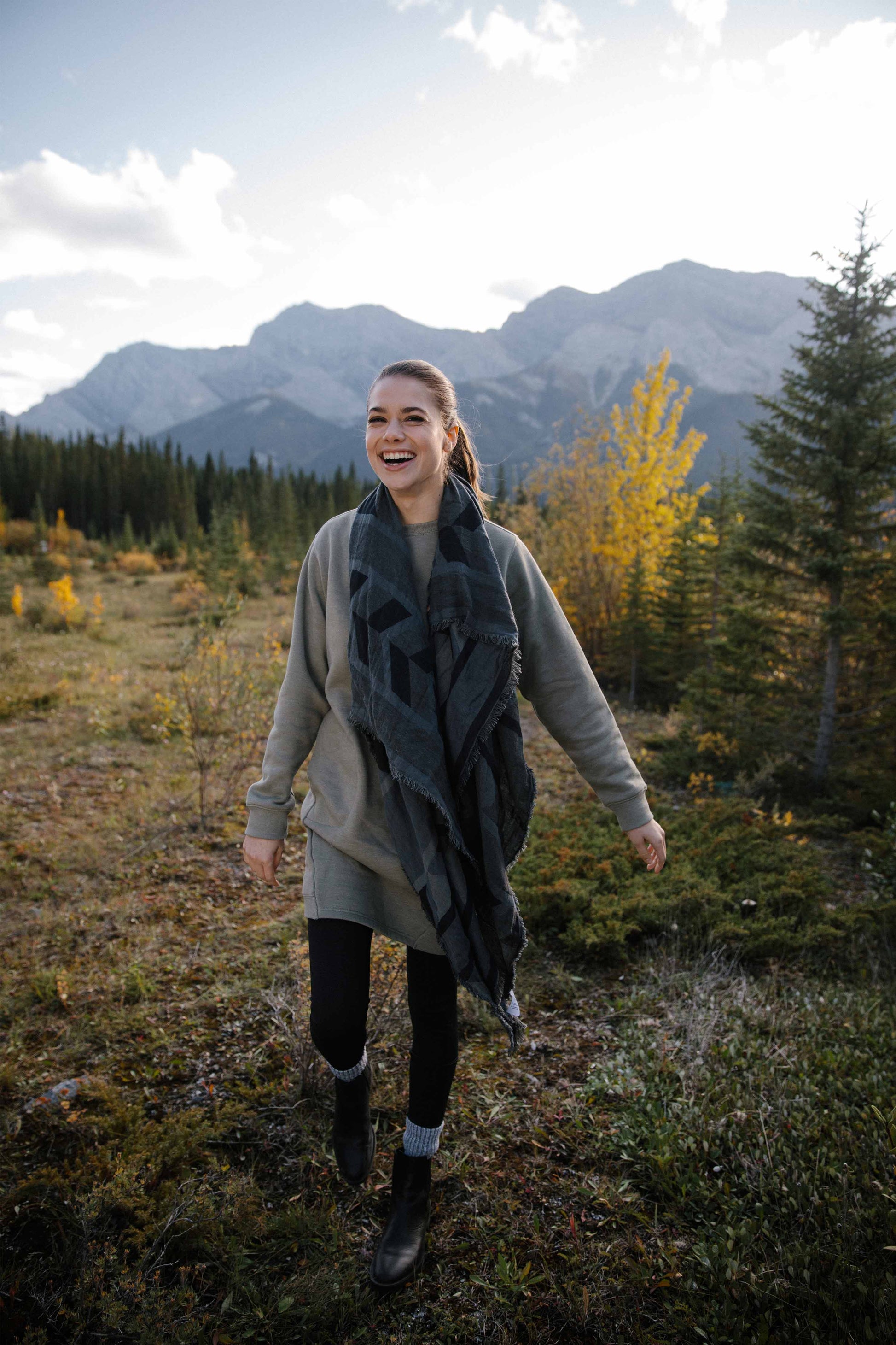 Black,Gray Organic Cotton Pattern Blanket Scarf