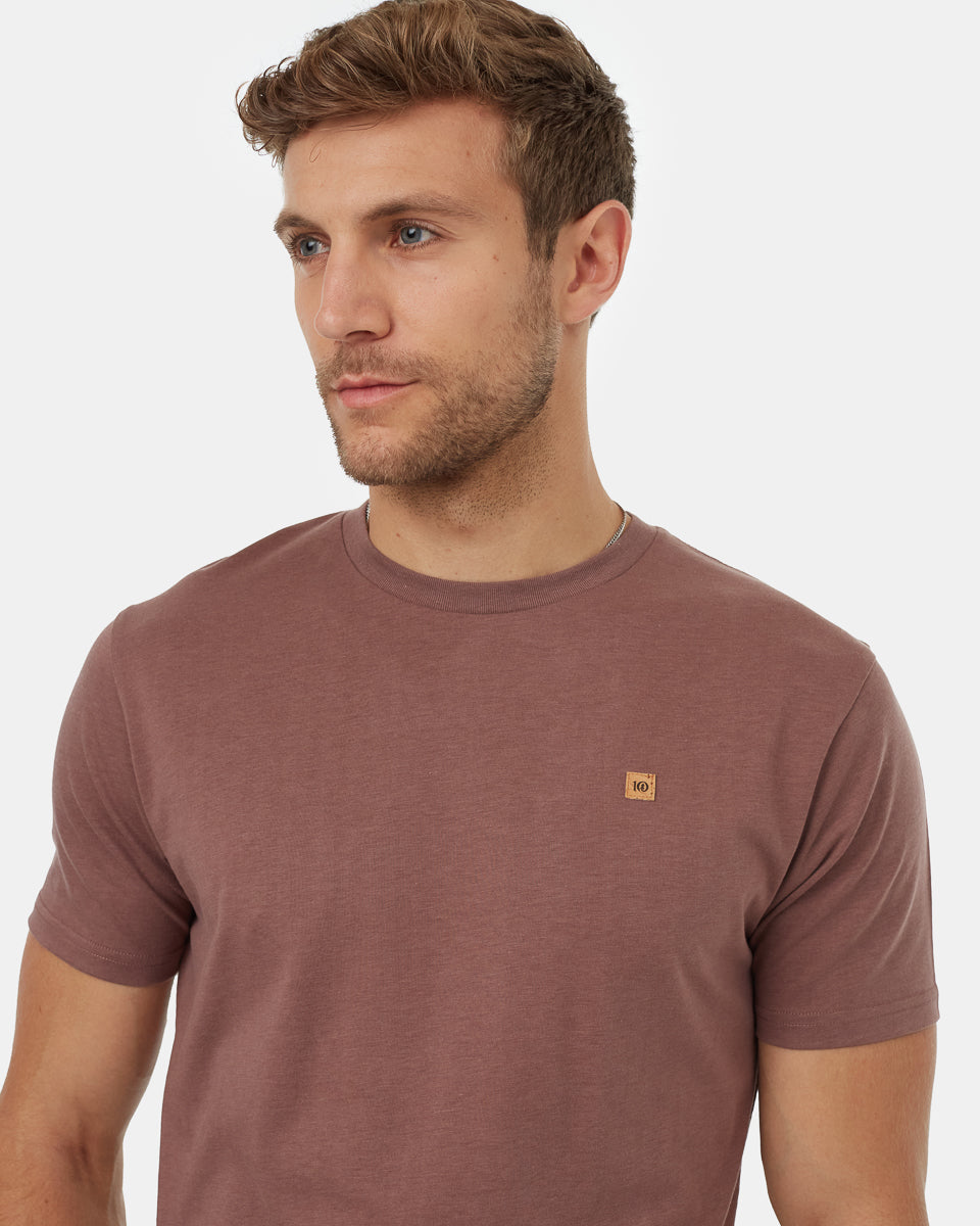 red_basic_tshirt_mens