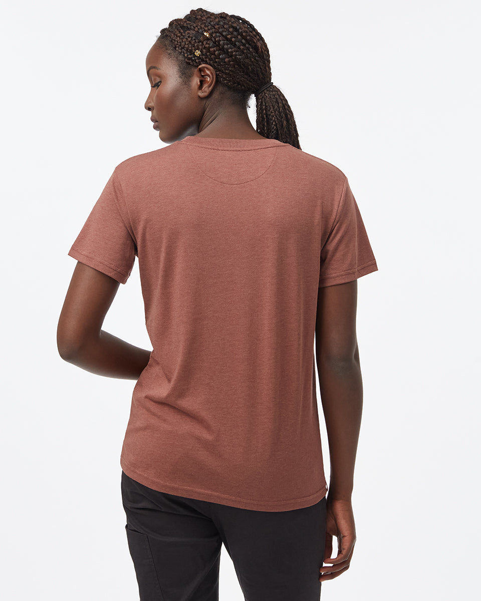 red_graphic_tee_womens